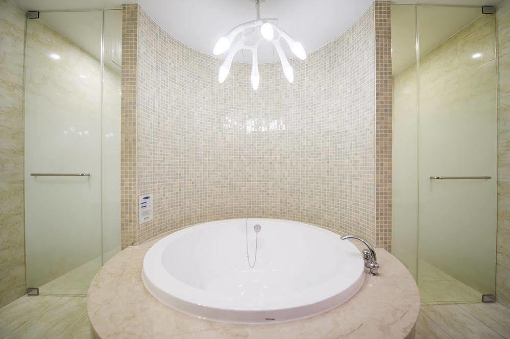 Hotel Floce Bucheon Zewnętrze zdjęcie